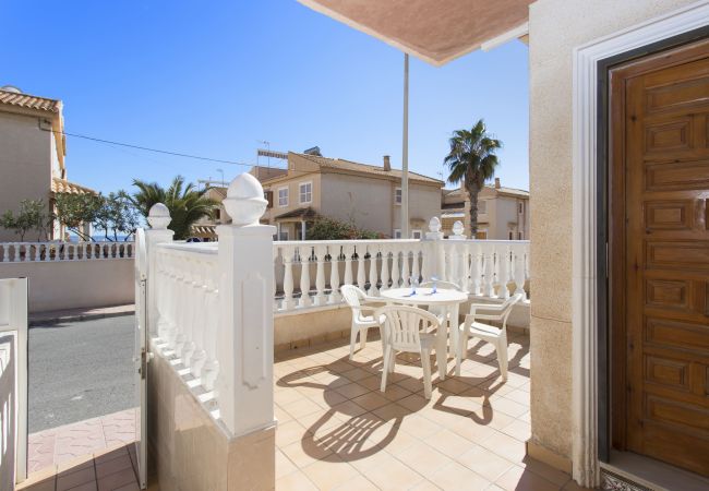 Ferienwohnung in Torrevieja - HE Cabo Cervera Ferienwohnung in Torrevieja - HE Cabo Cervera
